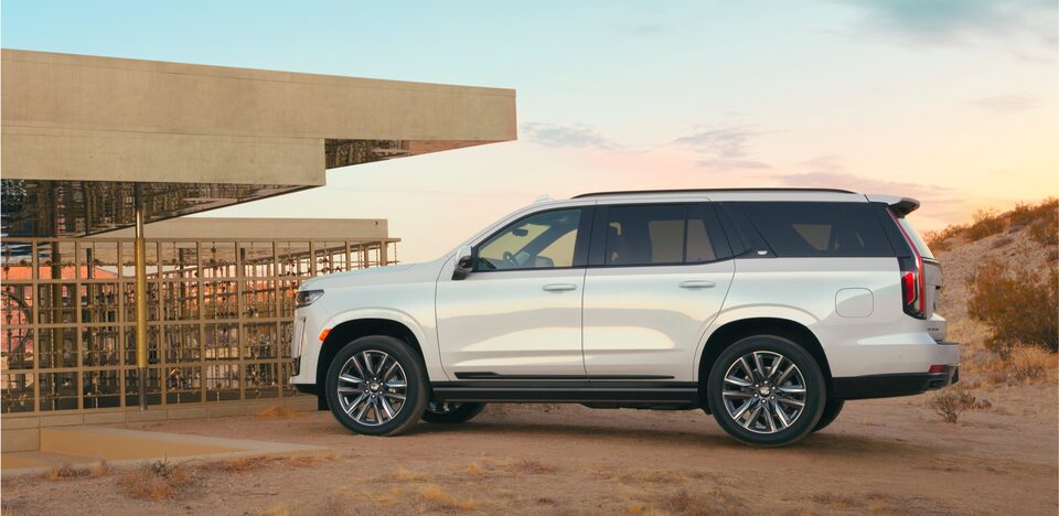 Side exterior of the 2021 Cadillac Escalade.