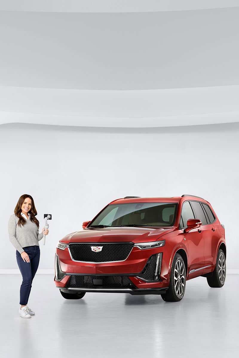 2023 XT6 Mid-Size 7 Passenger SUV Cadillac Live.