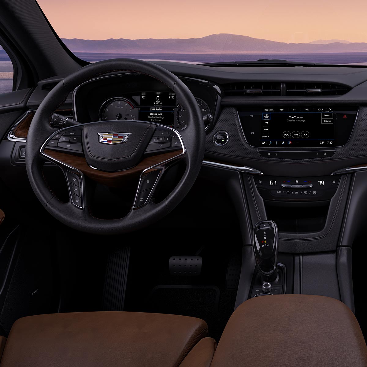 L’habitacle luxueux et spacieux du VUS de luxe Cadillac XT5 2025.
