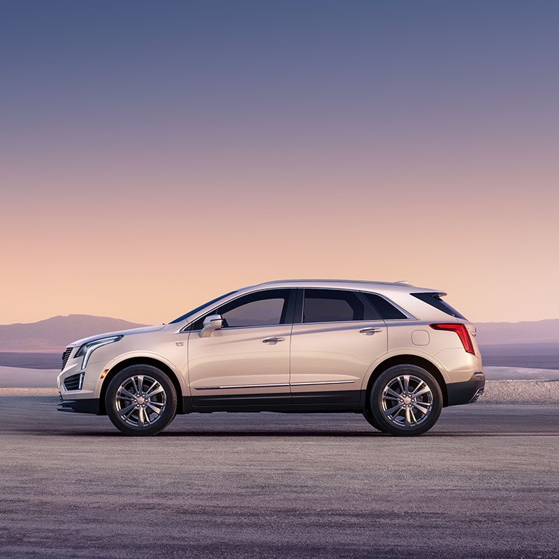 Left profile view of the 2023 XT5.