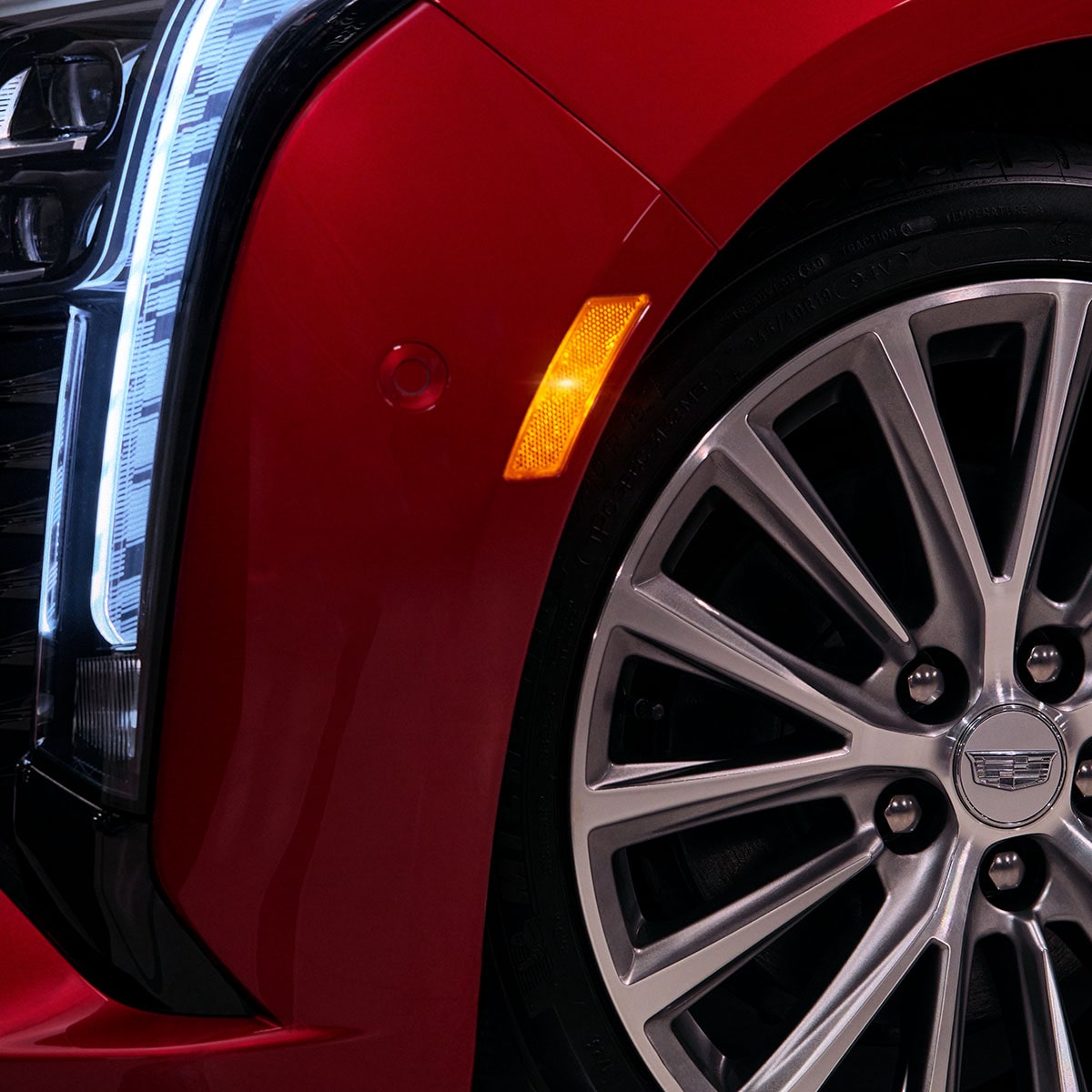 Exterior detailing on the 2025 Cadillac CT5.