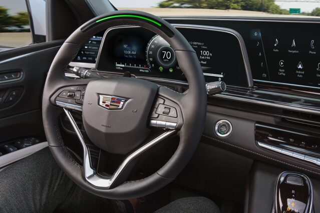 supercruise-connected-services-l.jpg