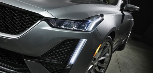 2020 CT5 Luxury Sedan Front Exterior Signature Lighting.