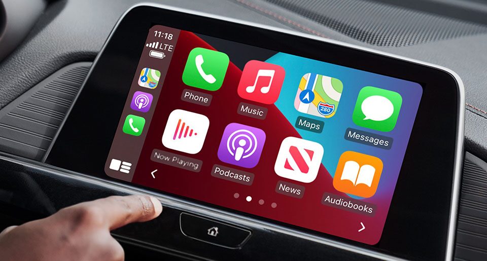 2022 Cadillac CT4 technology - Apple CarPlay.