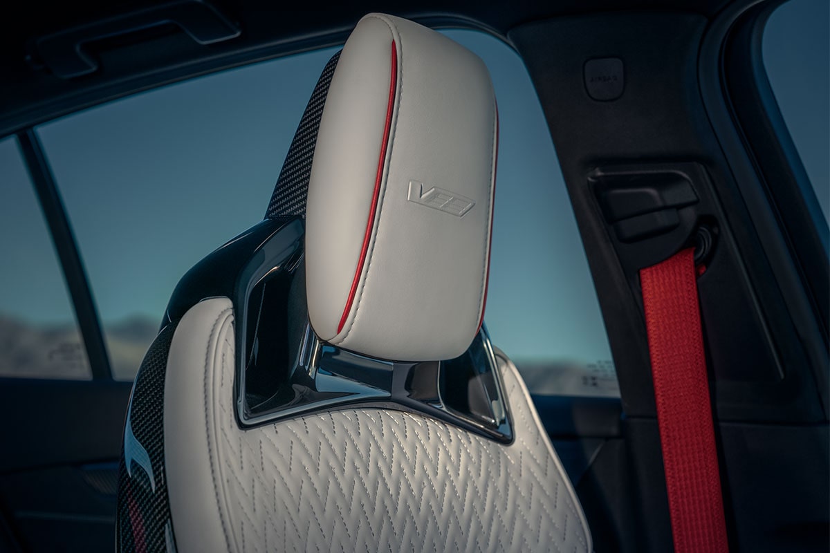 Sièges de la Cadillac CT5-V 2025.