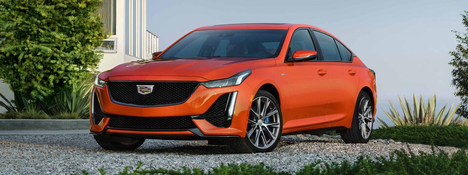 2022 Cadillac CT5-V mid-size sport sedan Front Three-Quarters View.