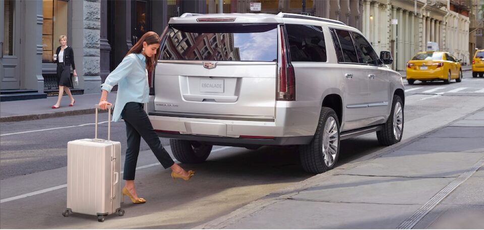 2020 Cadillac Escalade Full-Size SUV Hands Free Liftgate.