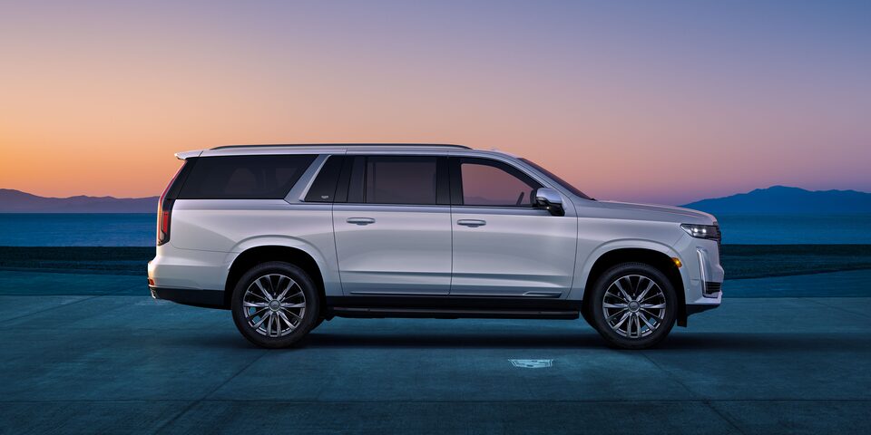 Front left view of the 2023 Escalade.
