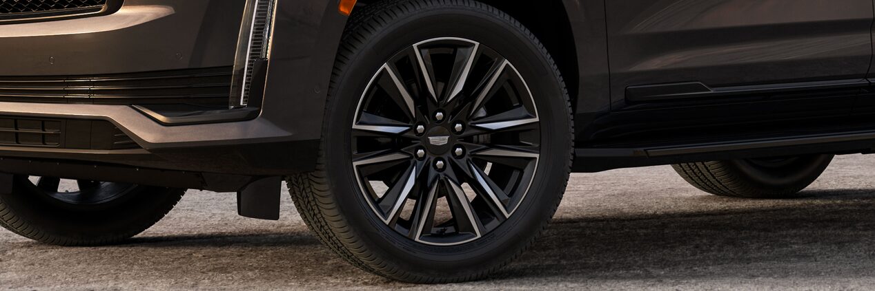 Standard 22 inch wheels of the 2023 Escalade.