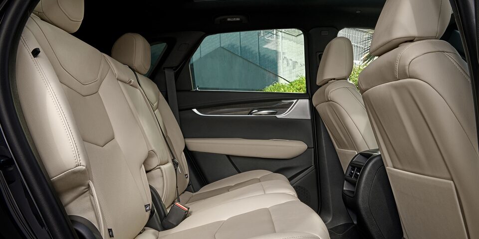 2023 Cadillac XT5 Platinum Package.