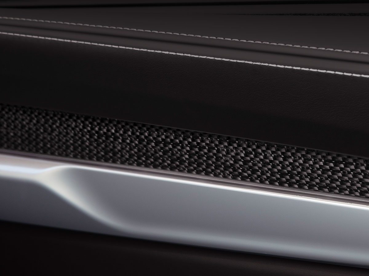 Garnitures intérieures en fibre de carbone du Cadillac Escalade-V 2027