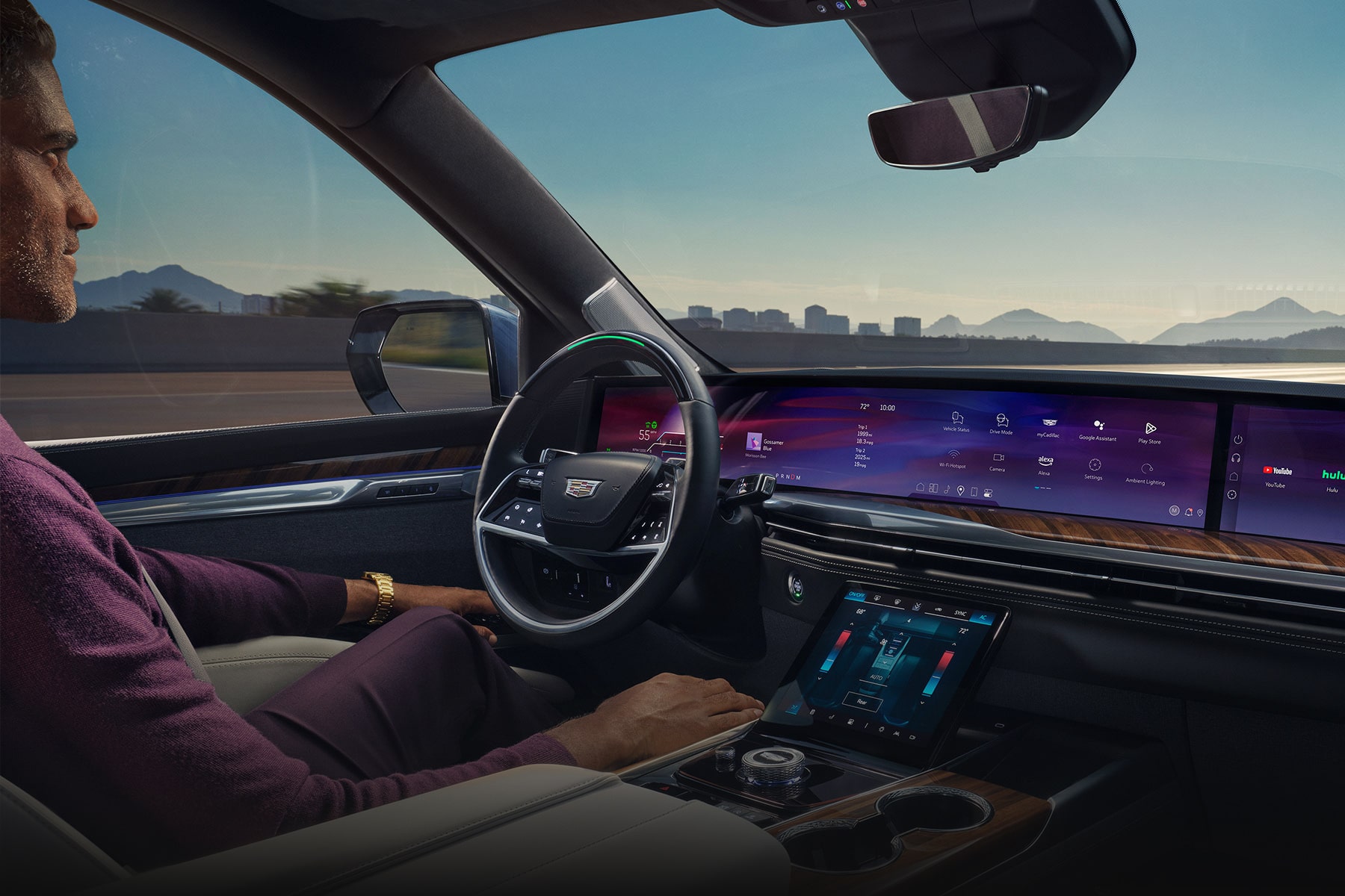 Conducteur utilisant Super Cruise en mode mains libres dans le Cadillac Escalade-V 2027