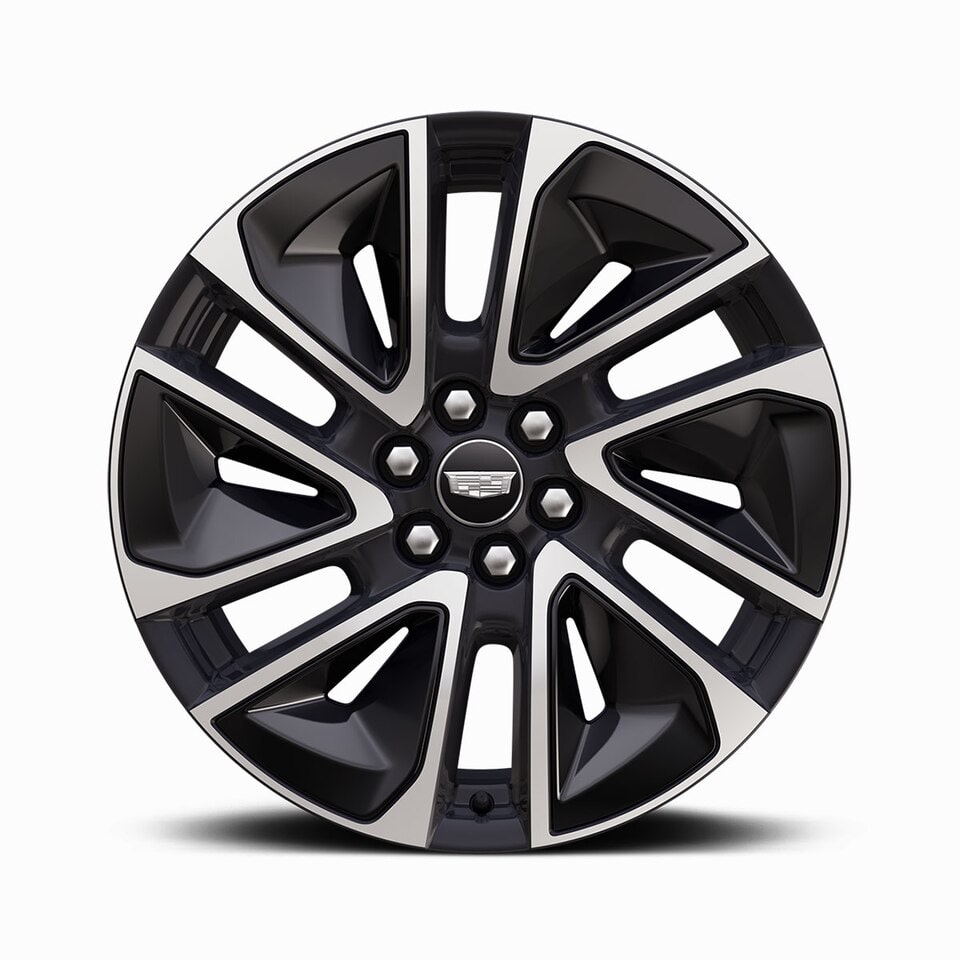 Roue de la version sport du VUS électrique Cadillac OPTIQ 2025.