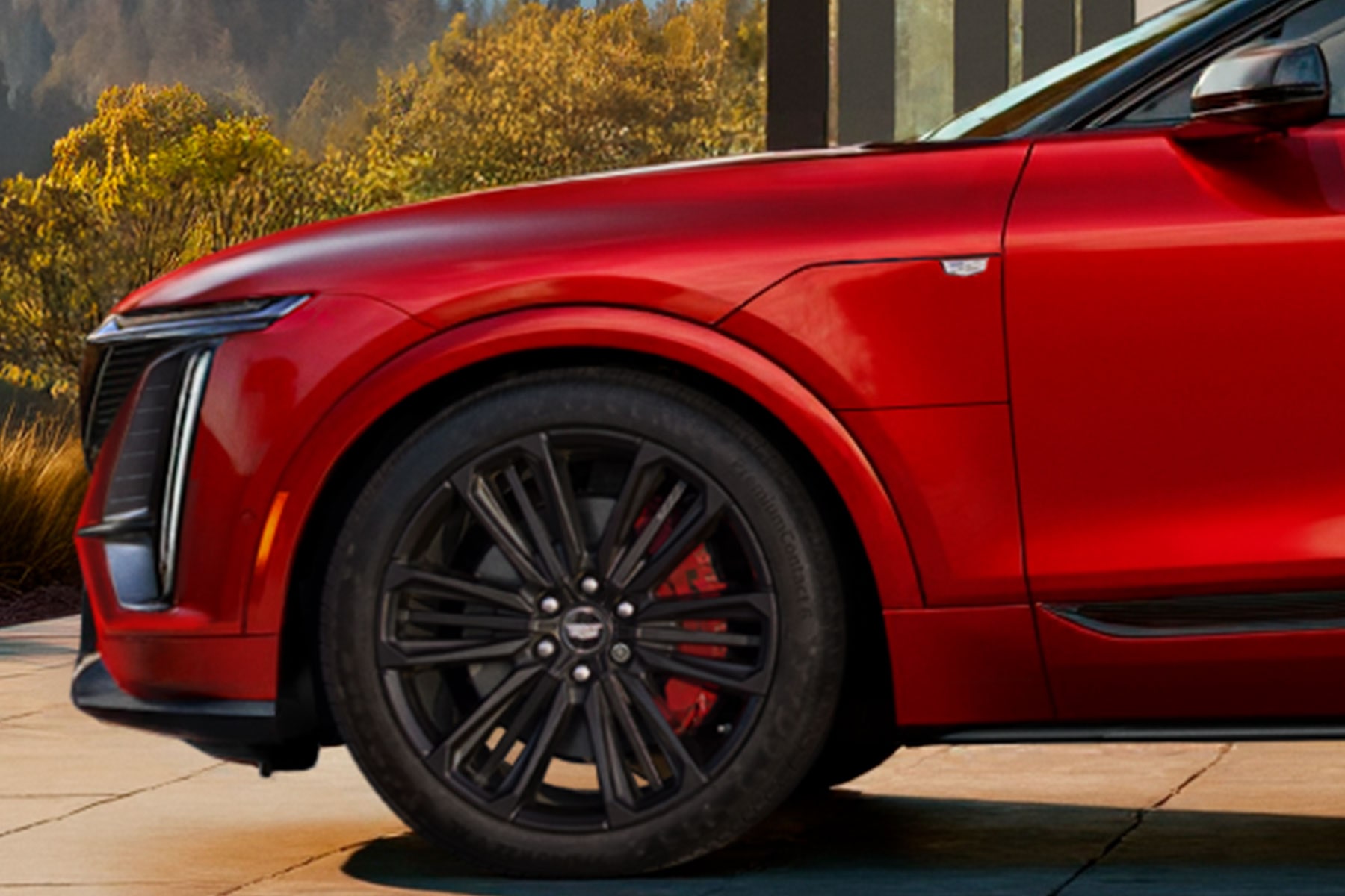 Side view of the brakes of the 2027 Cadillac LYRIQ-V.