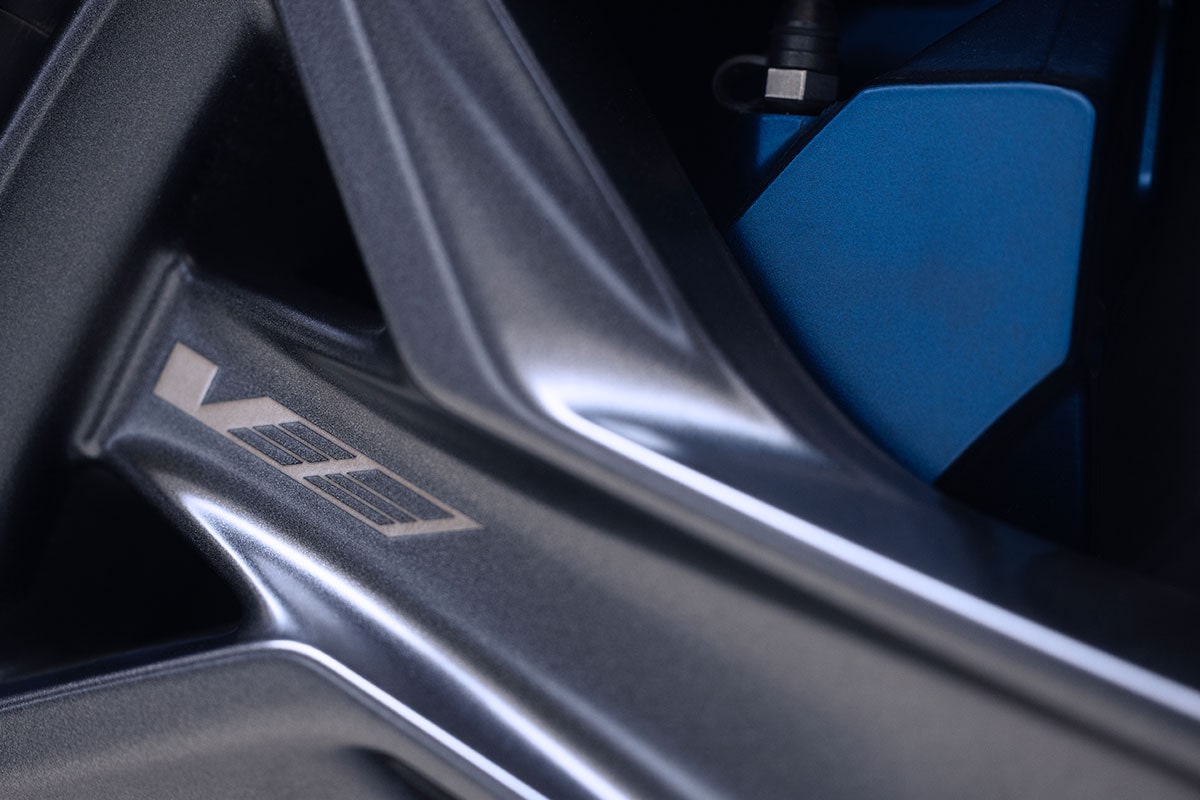 Close-up of the V-Series Logo on the OPTIQ-V Wheel