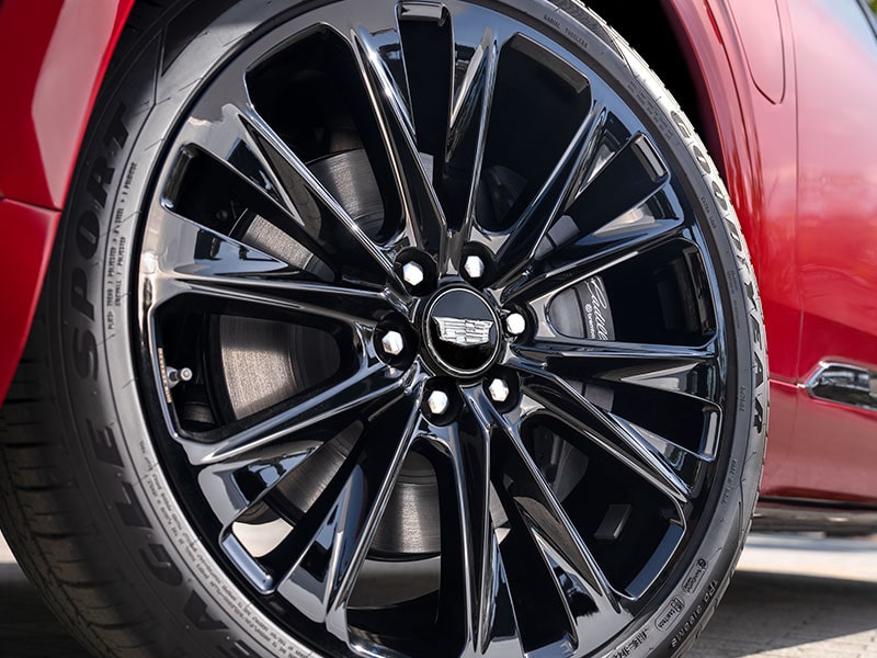 Close up of 2027 VISTIQ Wheel.