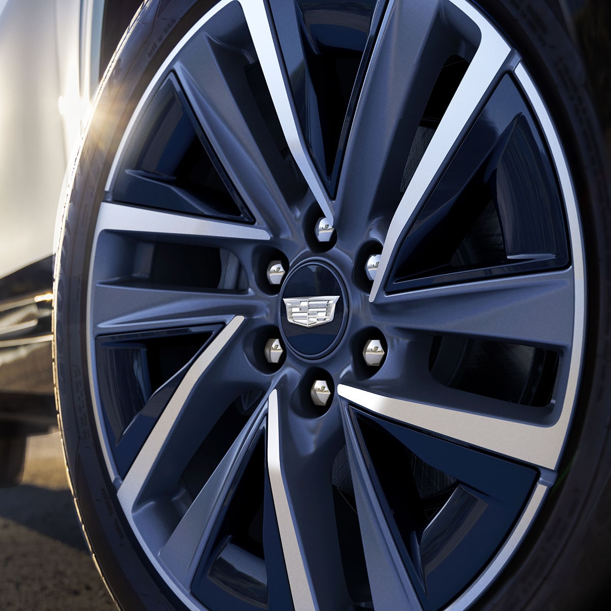 Gros plan sur la jante Cadillac VISTIQ 2027.