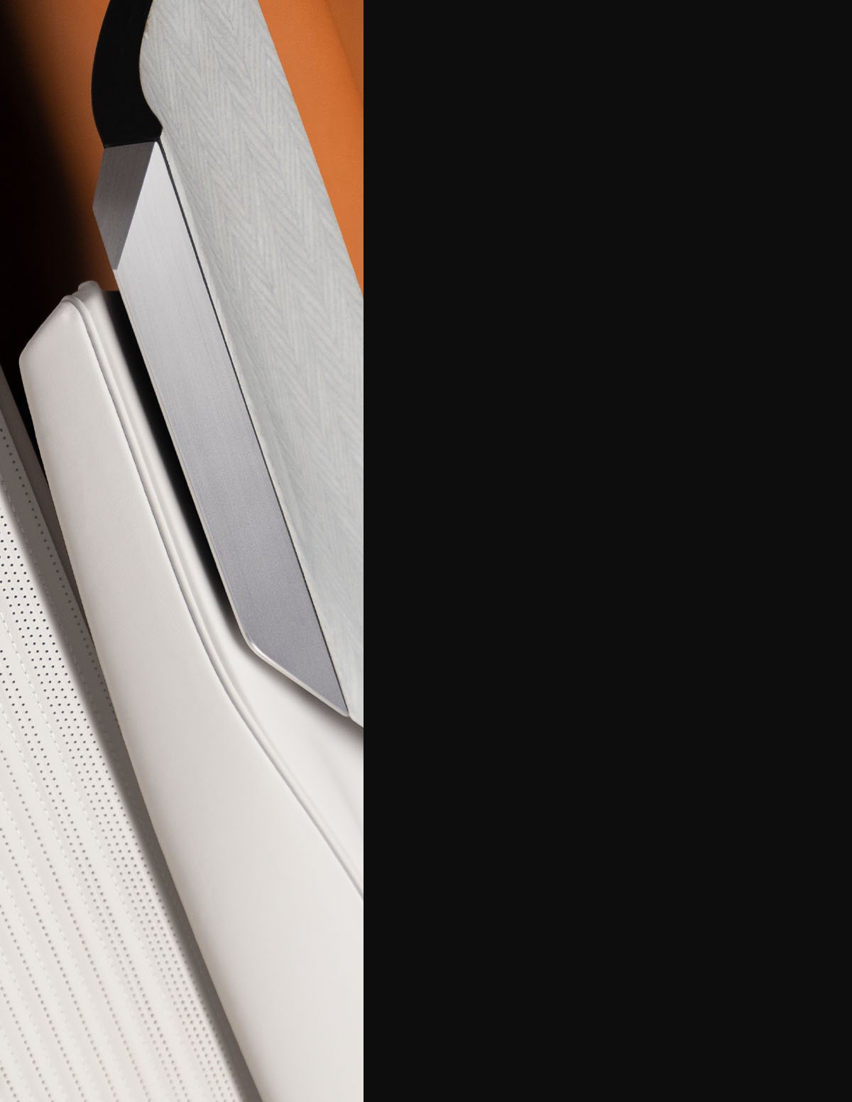 Sheer Grey Leather at the centre of the Cadillac CELESTIQ Mist design palette.
