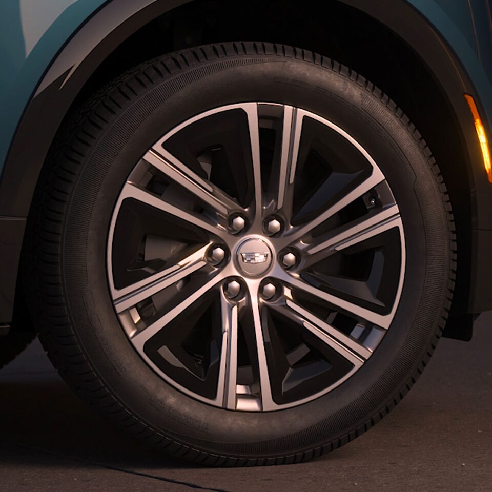 2024 Cadillac LYRIQ Features Cadillac Canada