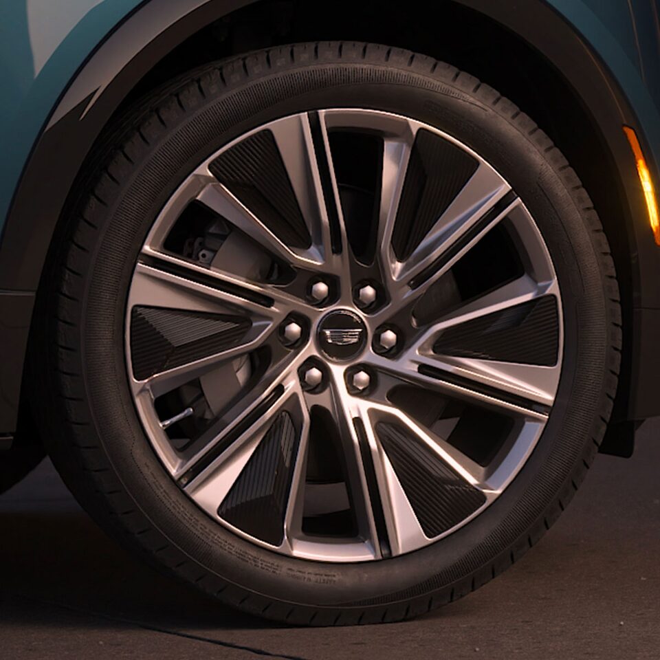 2024 Cadillac LYRIQ Features Cadillac Canada