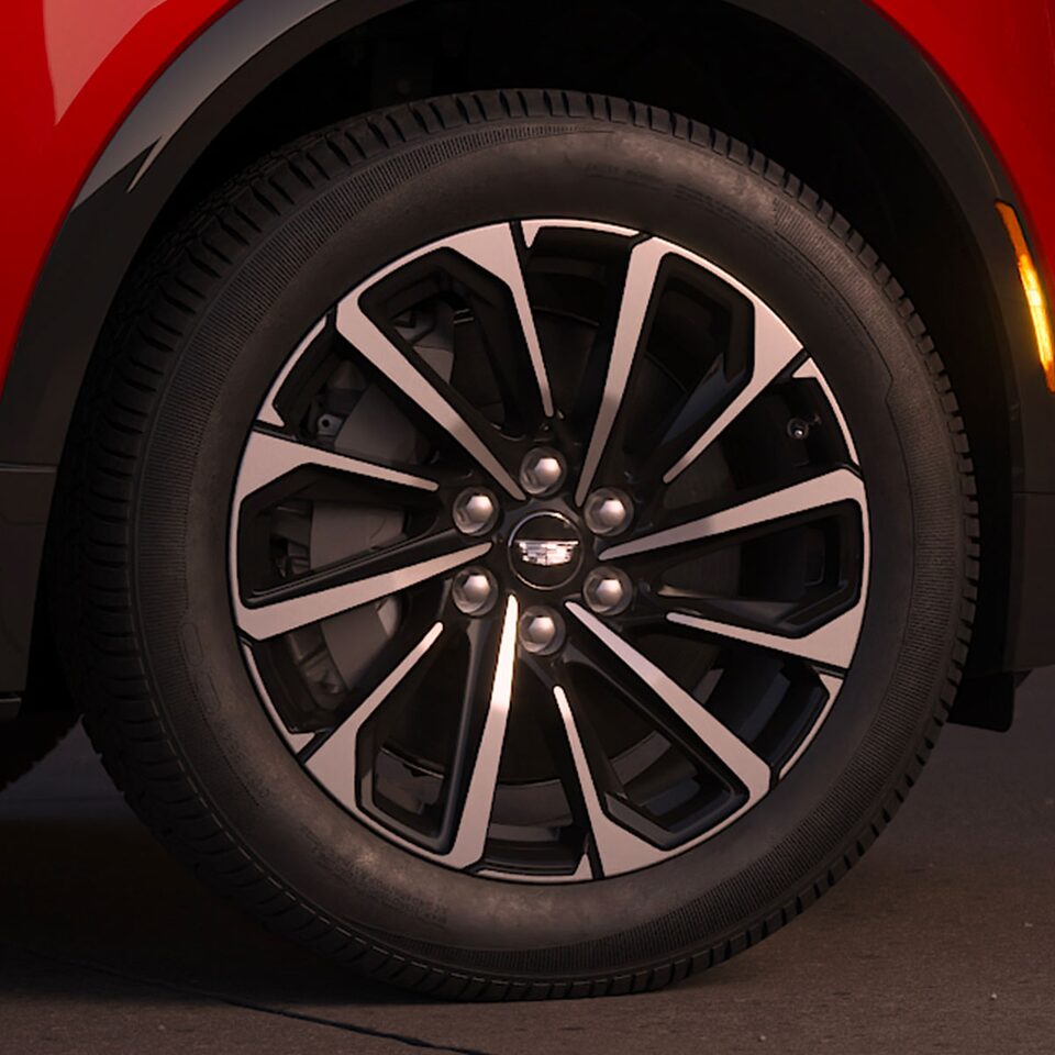 2024 Cadillac LYRIQ Features Cadillac Canada