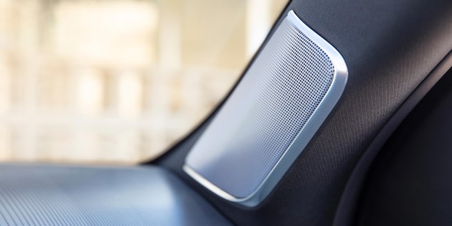 Haut-parleurs avant du Cadillac Escalade 2021.
