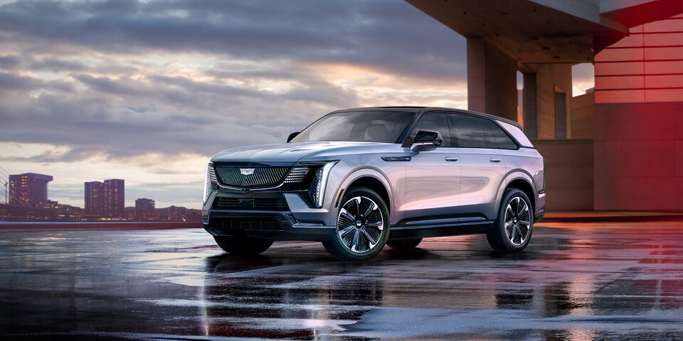 Left front profile view of the 2024 Cadillac Escalade IQ.
