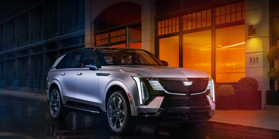 First-Ever Escalade IQ | Full-Size Electric SUV | Cadillac Canada