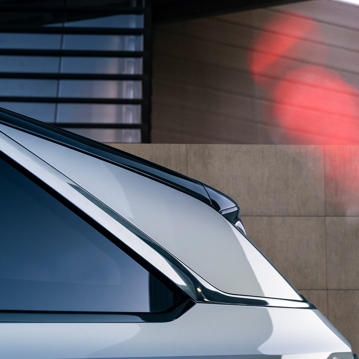 Vue rapprochée de l’aileron du Cadillac Escalade IQ.