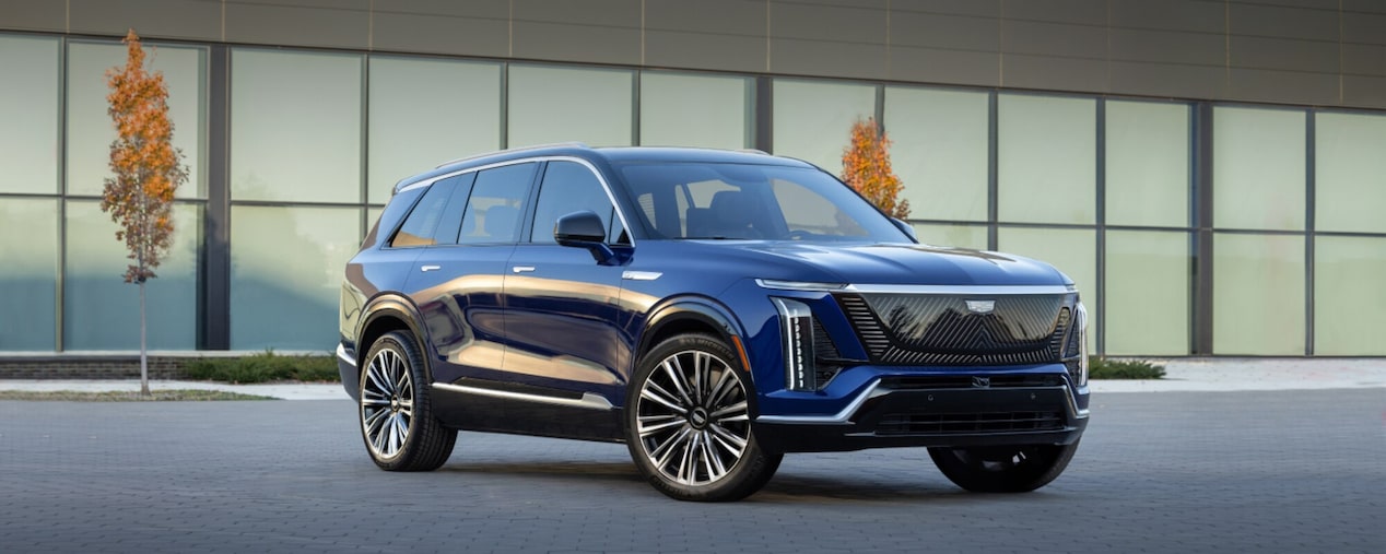 Cadillac VISTIQ 2025 : VUS de luxe à traction intégrale entièrement électrique.