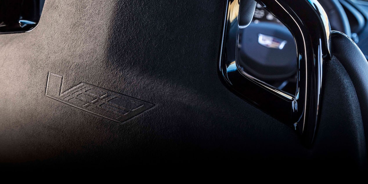 Garnitures intérieures en microfibre suédée de la Cadillac CT5-V 2024.