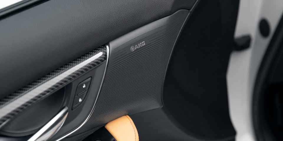 Système ambiophonique haut de gamme à haut-parleurs de la Cadillac CT5-V 2024.
