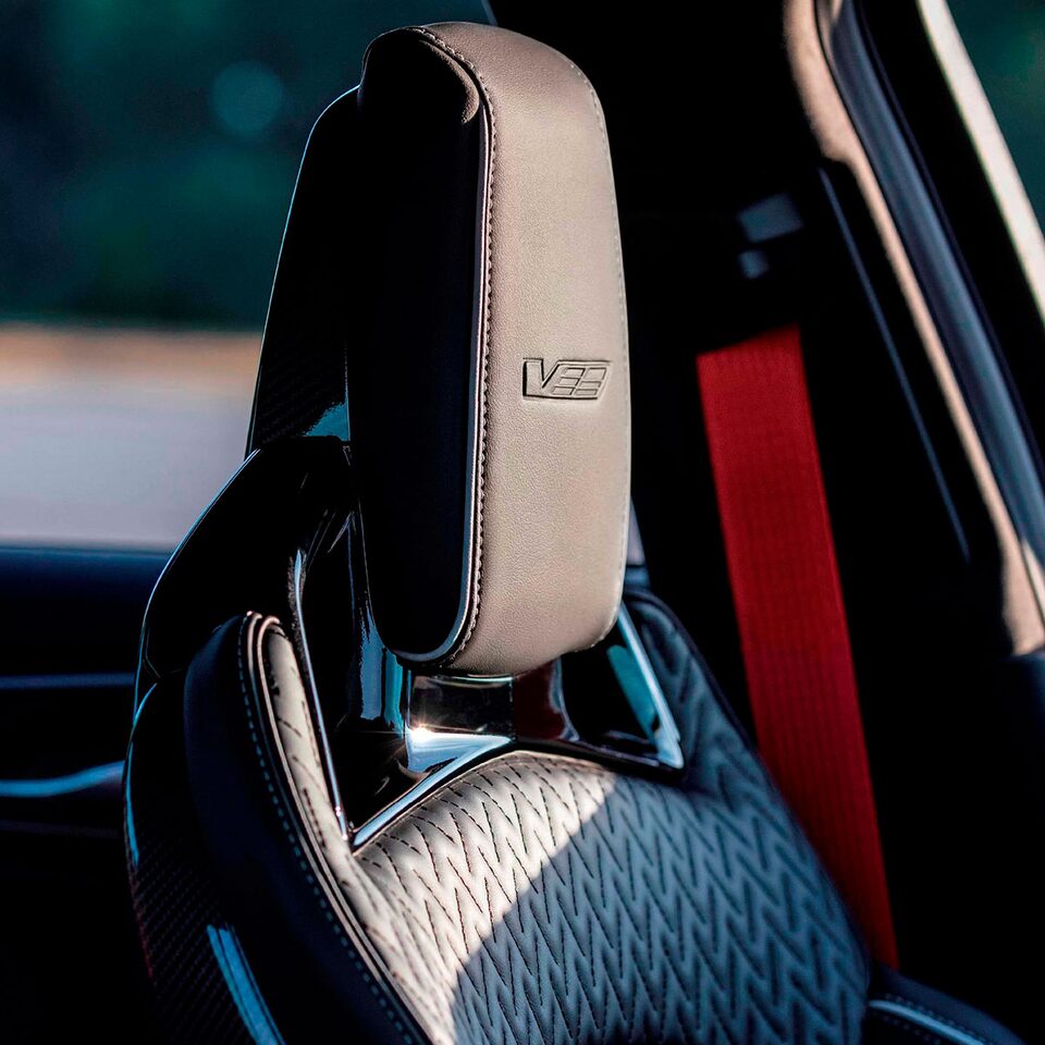 2024 CT5V Blackwing Compact Sport Sedan Cadillac Canada