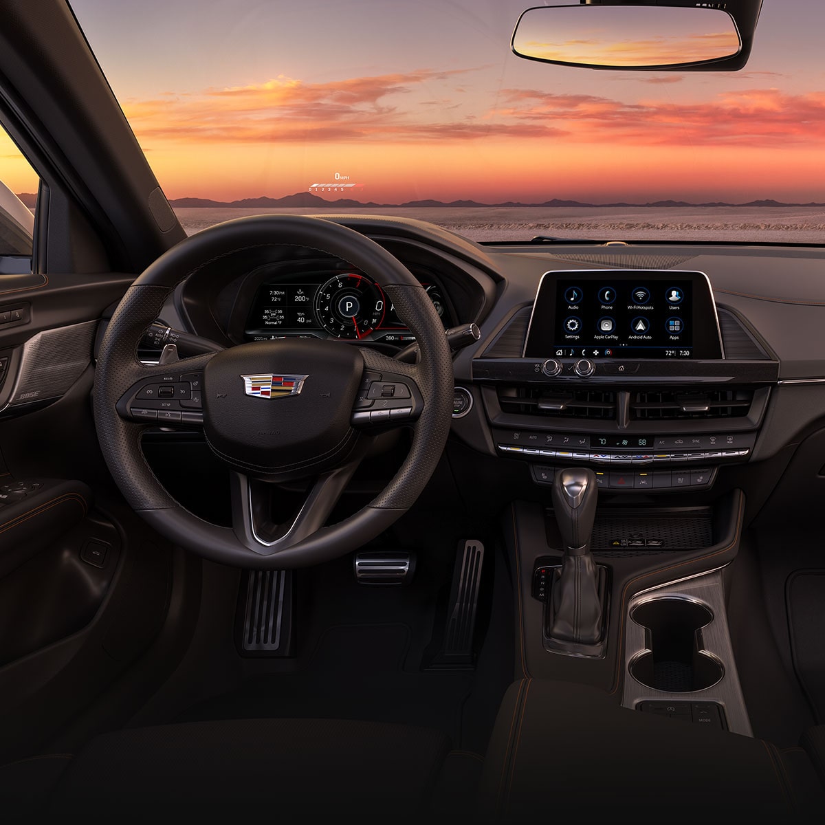 L’habitacle de qualité de la berline de luxe Cadillac CT4 2026 vu par le conducteur.