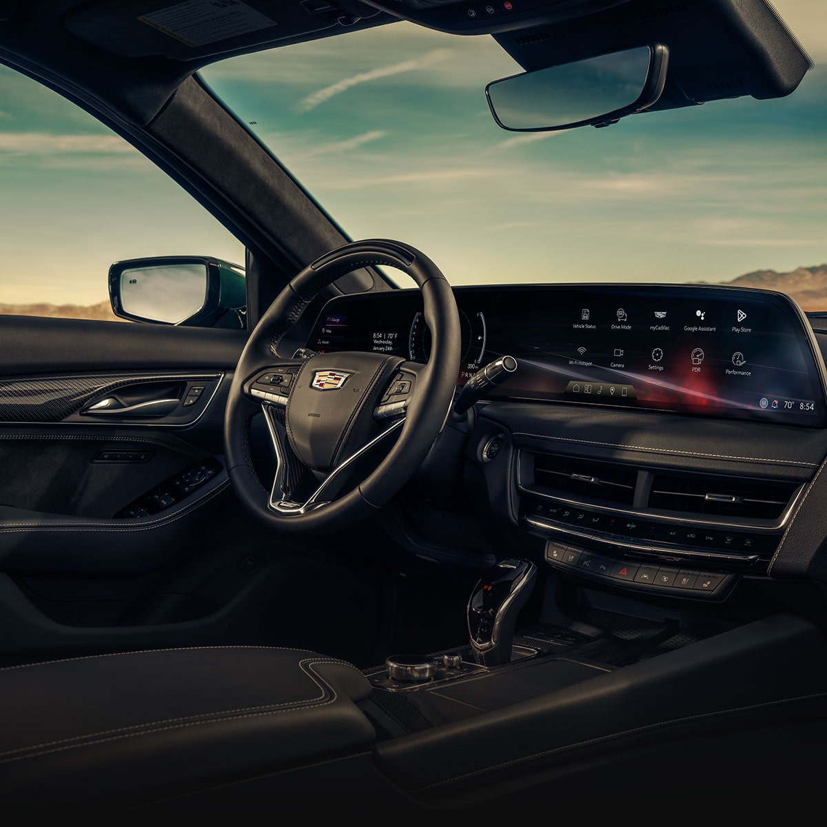 Habitacle côté conducteur de la Cadillac CT5-V 2026.