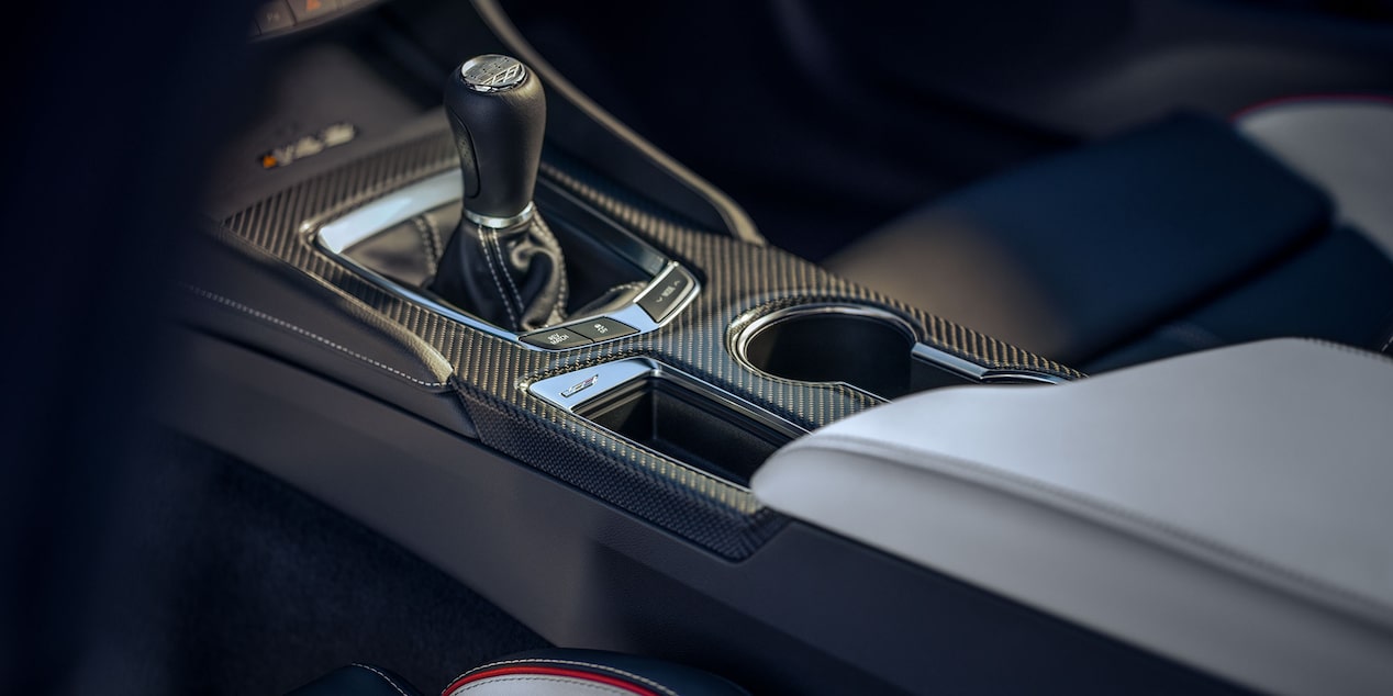 Close up view of the transmission stick on the 2026 Cadillac CT5-V.
