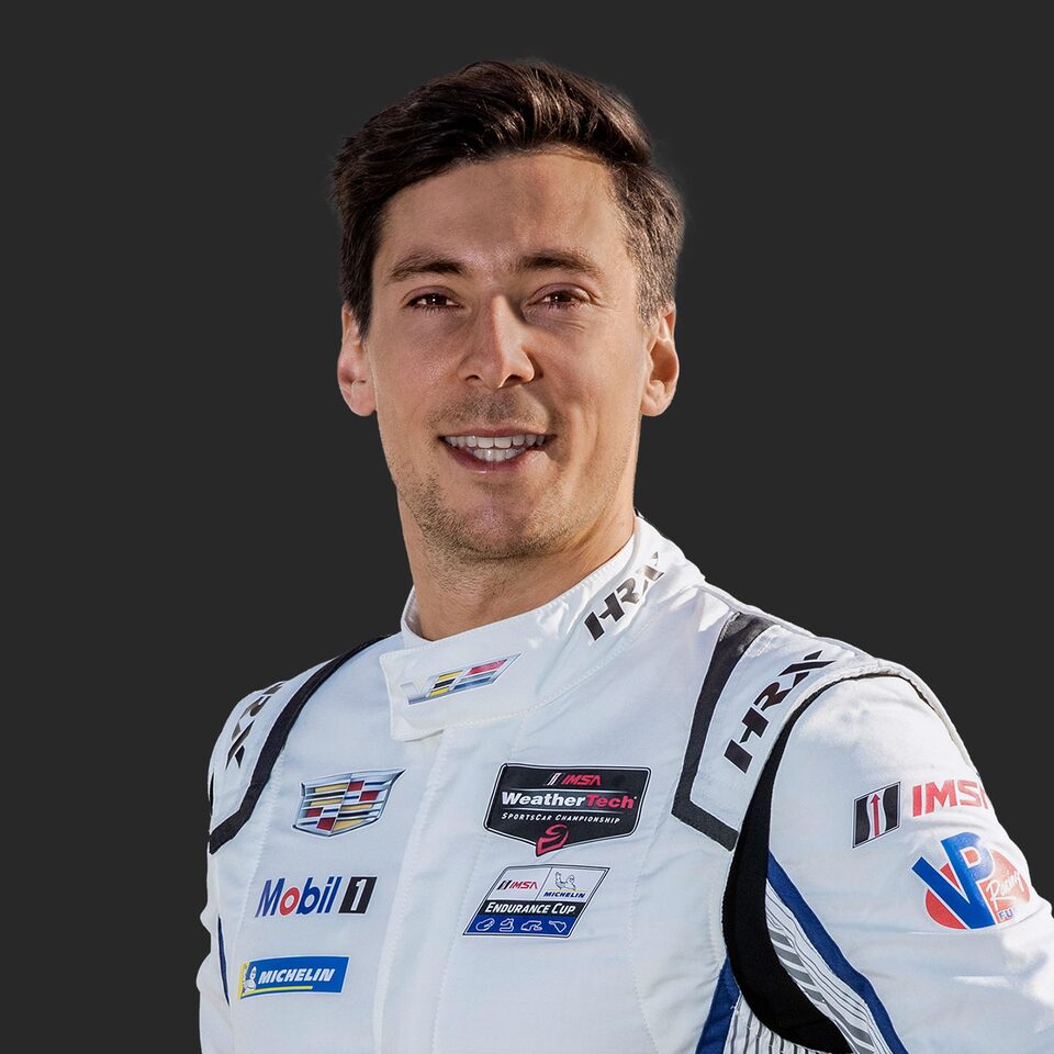 Coureur automobile Cadillac Alex Lynn.