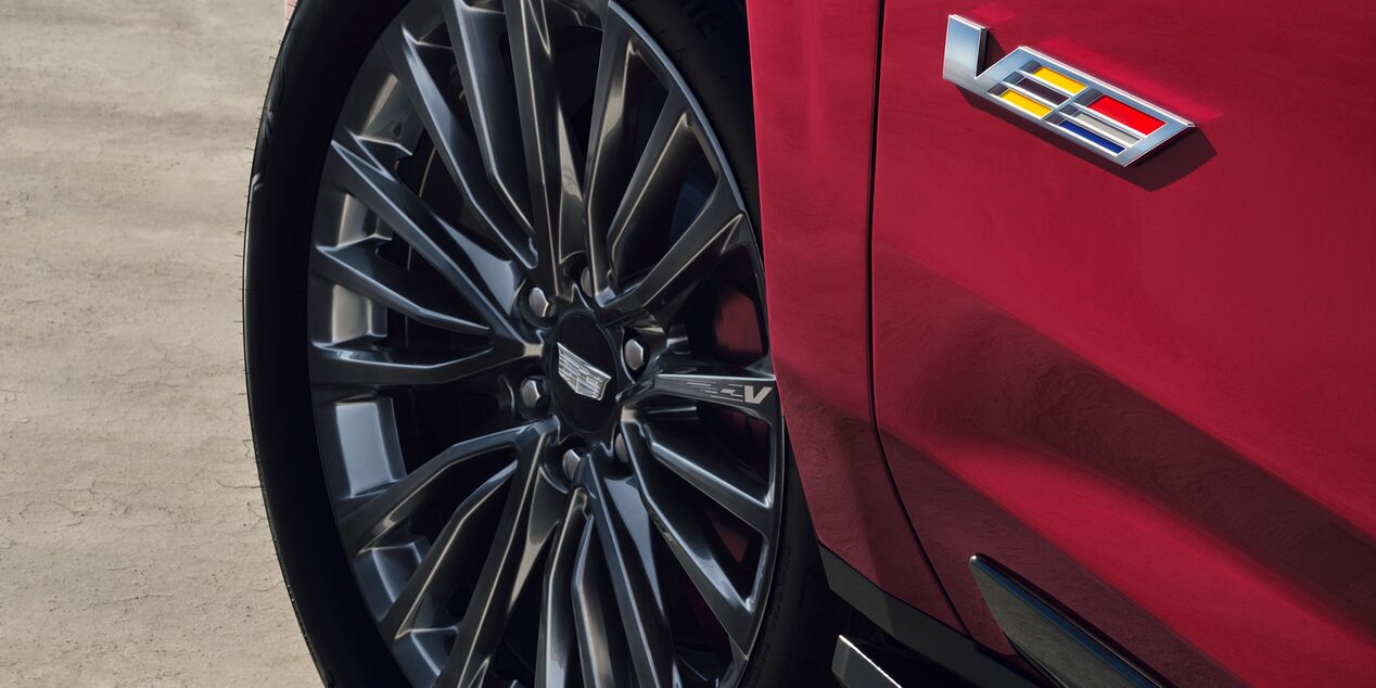 2024 Cadillac Escalade-V 22 inch wheel.