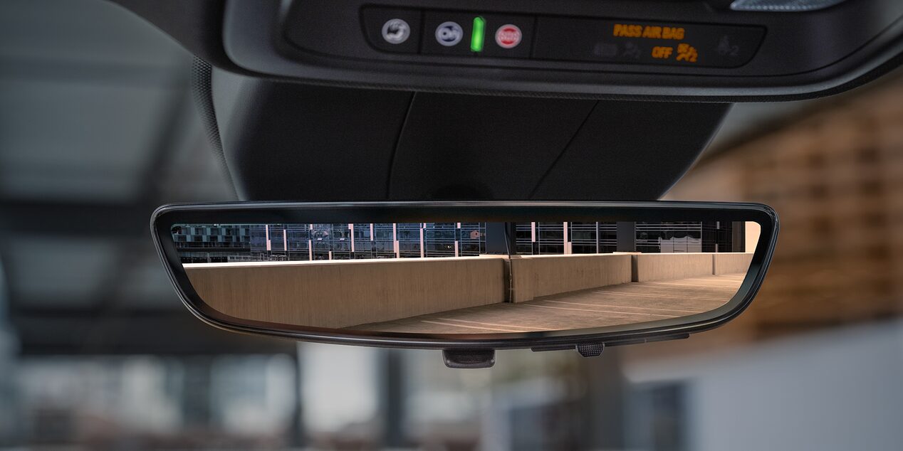 The Remarkable Vison Assistance of the Rear Camera Mirror of the XT4