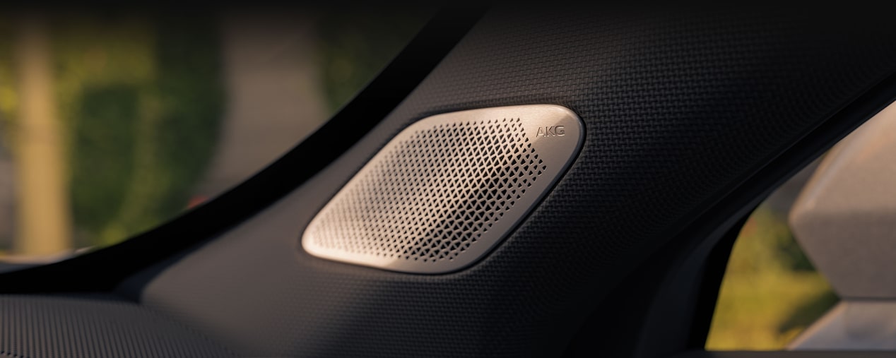 The Powerful AKG Speakers Inside of the 2025 Cadillac XT4