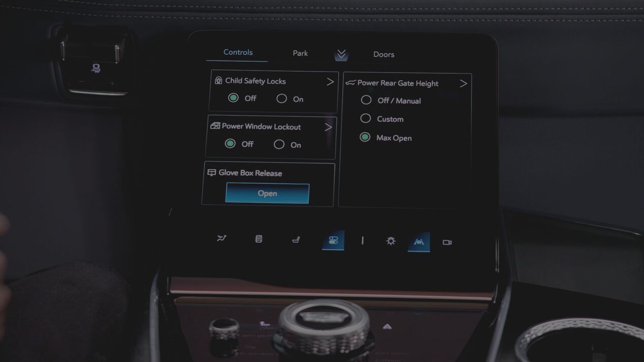 Close-up of the Cadillac Escalade Convenience Glovebox Control Operations on the Command Center Control Screen